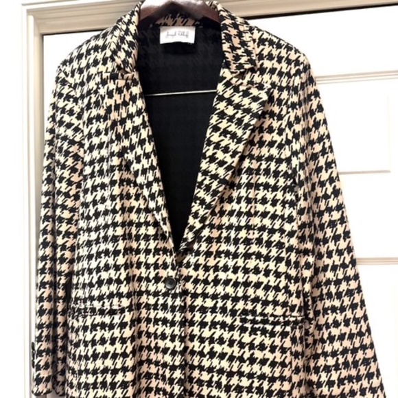 Joseph Ribkoff blazer in trending neutrals of vanilla and black, size 8 - Picture 1 of 6